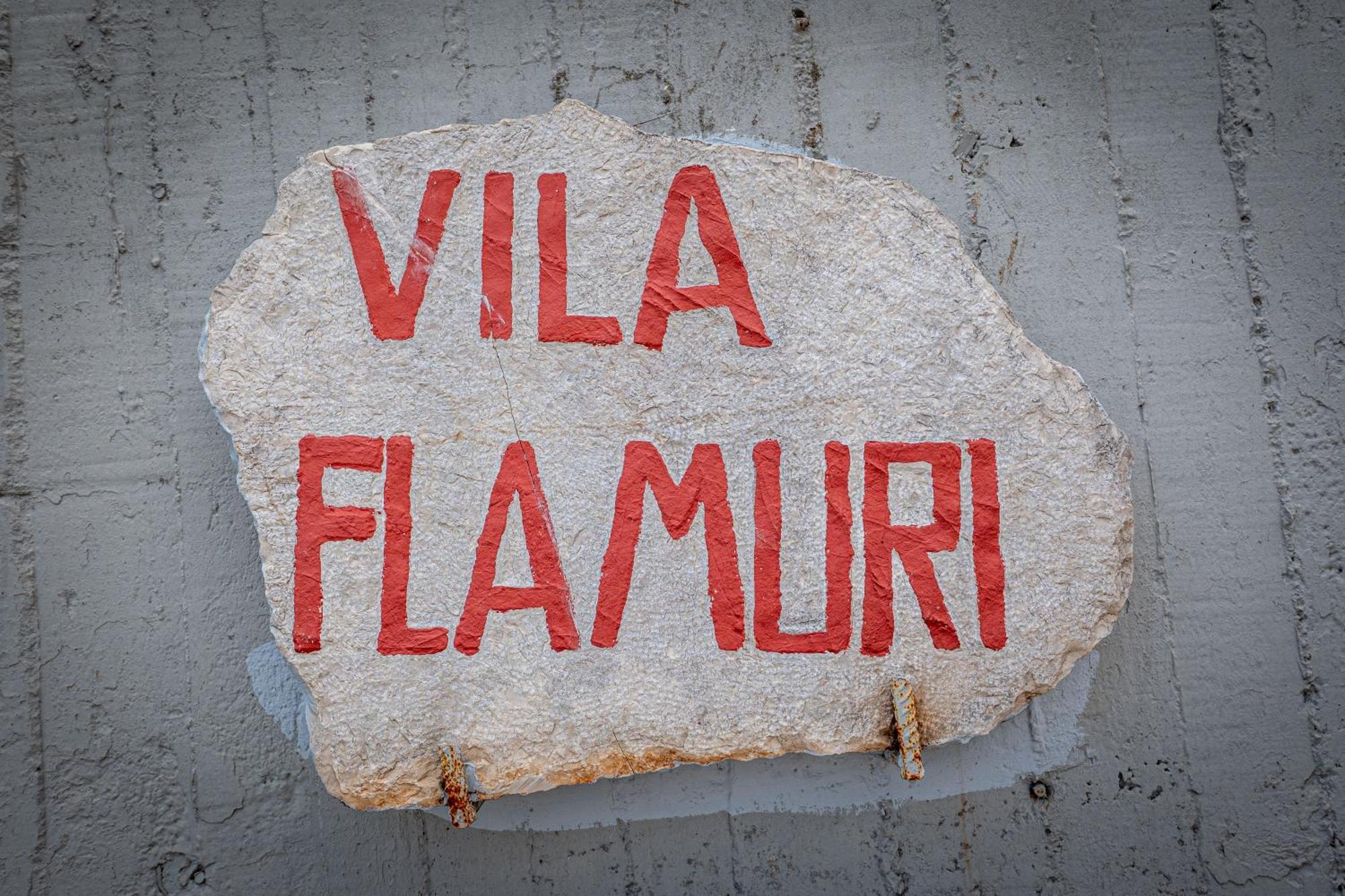 סרנדה Vila Flamuri מראה חיצוני תמונה